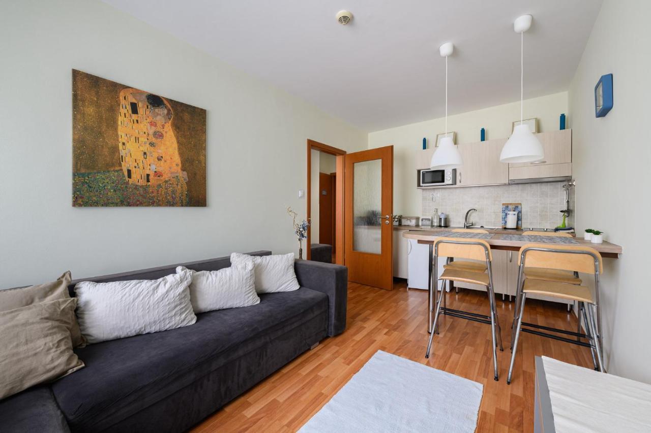 Mirage Wellness Apartman Hajduszoboszlo Exterior foto